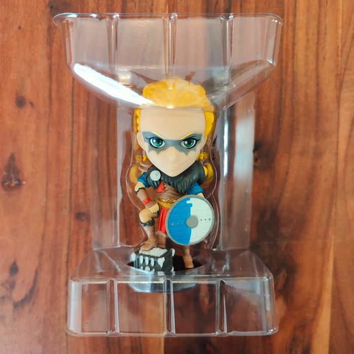 Figurine Eivor (féminin)AC valhalla ubisoft - photo numéro 3