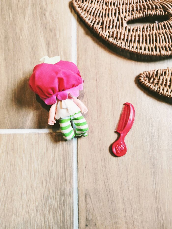 🍓Petite Poupée Charlotte aux fraises Cherry cuddler année 1979 marque American Greetings - photo numéro 2