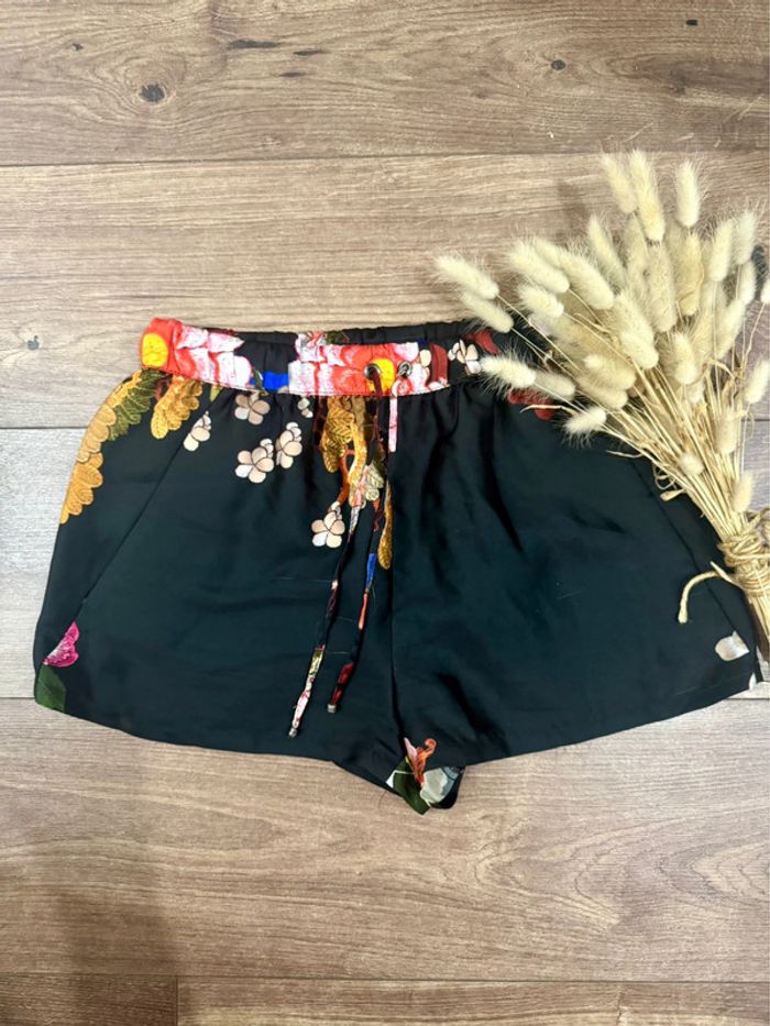 Short Zara t38