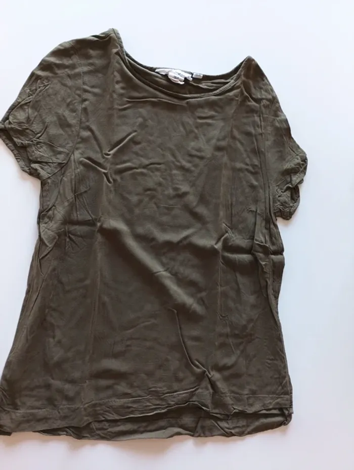 T-shirt kaki