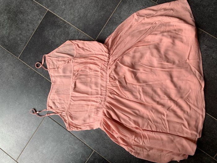 Robe bretelles - photo numéro 3