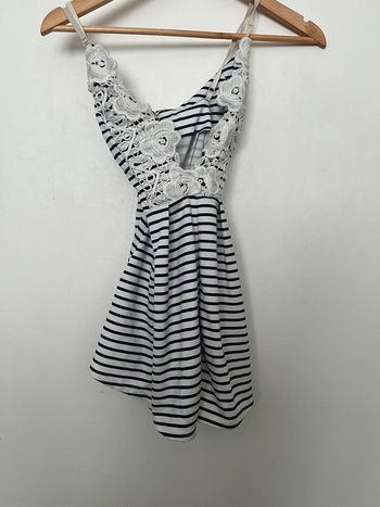 Combi short court idéal plage parfait état taille 38 acheté en Italie