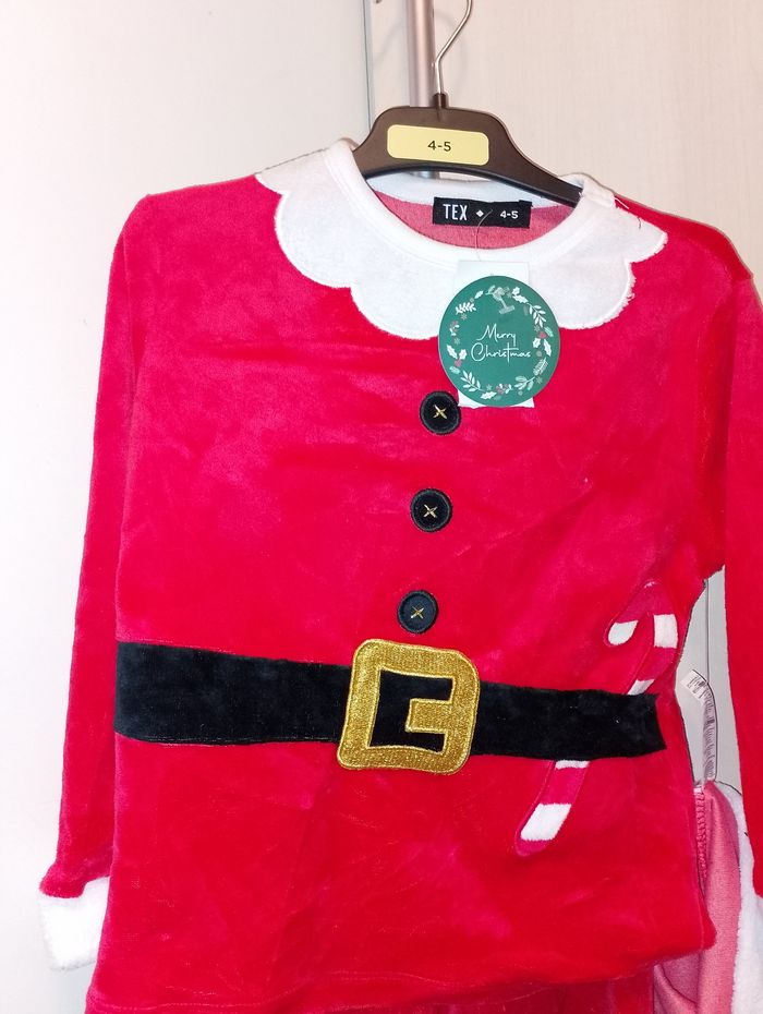 Pyjama Noël 3 pièces neuf 4 - 5 ans - photo numéro 5