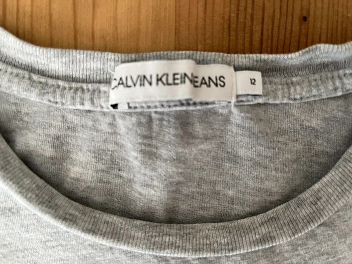 Tee-shirt Calvin Klein 12 ans - photo numéro 3