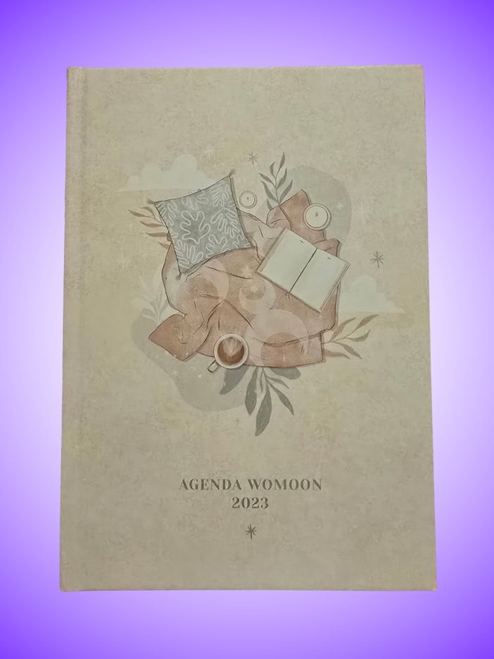 Agenda Womoon Année 2023 – Neuf