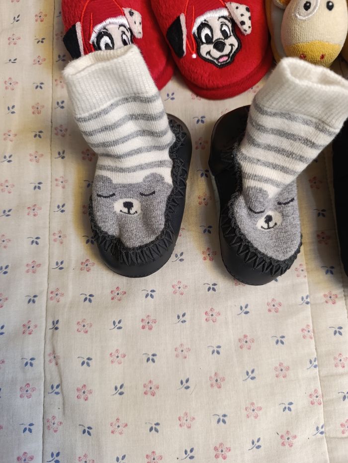 Lot 4 paires de chaussons bébé 16 - photo numéro 2