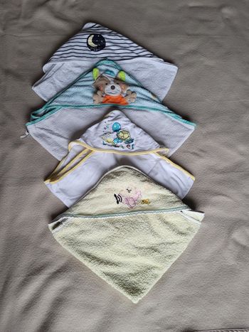 Lot de 4 serviettes cape de bain bébé