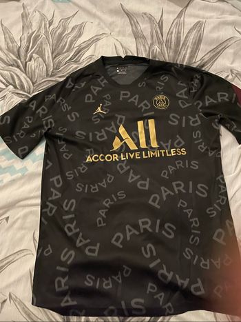 Très beaux maillot du PSg
