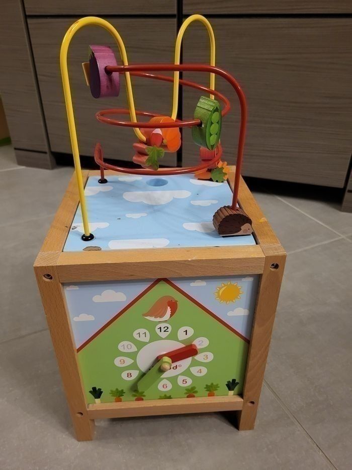 Jeux éveil- Cube d'activités Janod