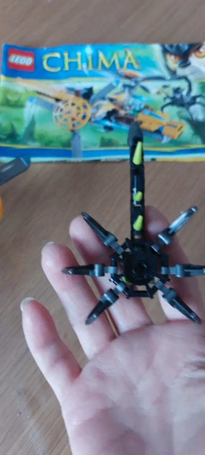 Lego chima l hélicoptère de Lavertus - photo numéro 5