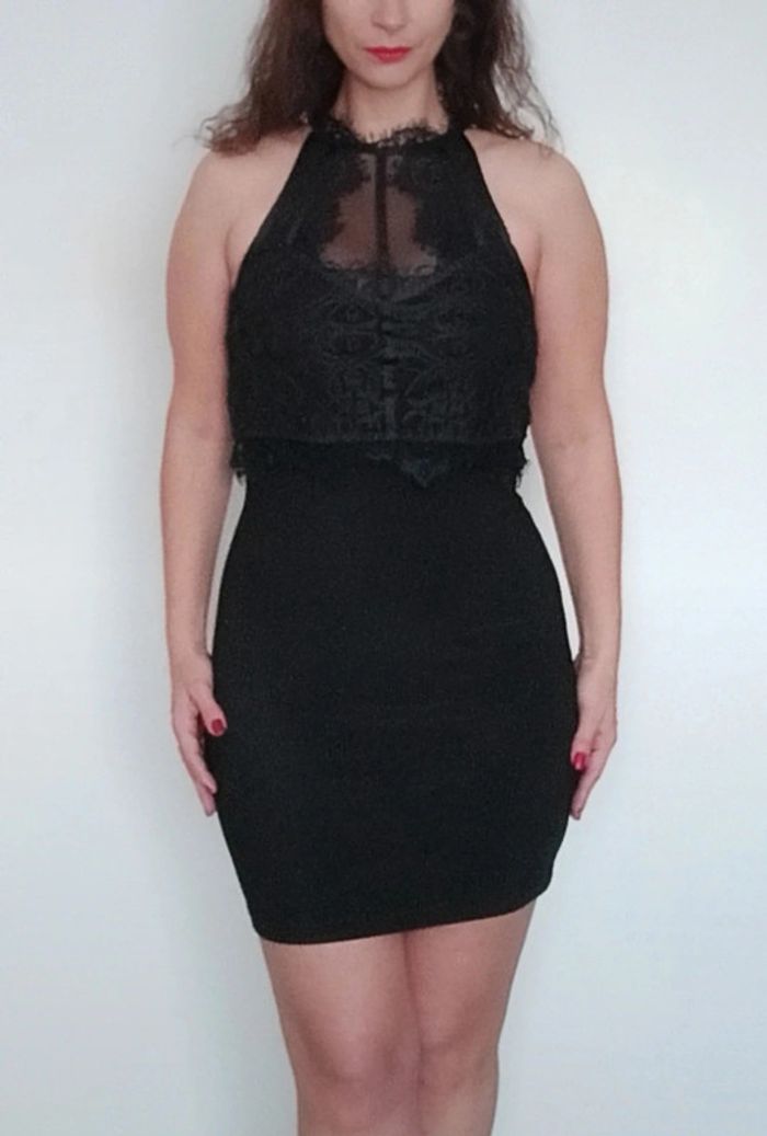 Robe de soirée dentelle et voile taille M/L