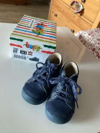 Chaussures à fermeture éclair, taille 22