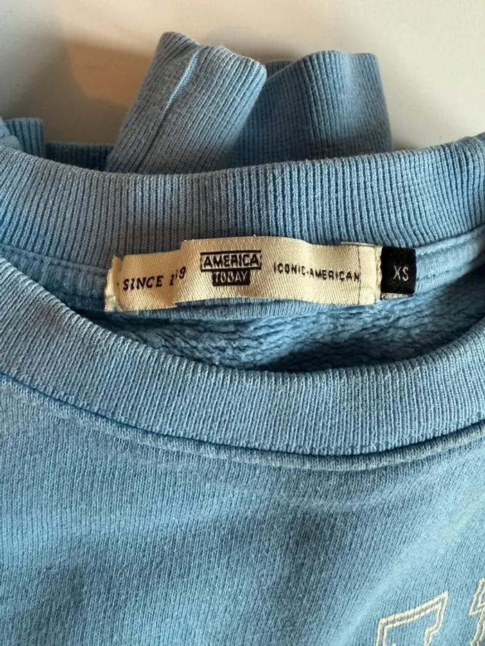 Sweat bleu taille XS america today en bon état - photo numéro 8