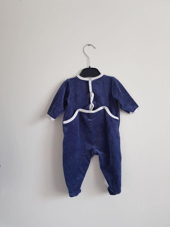 Pyjama en velours taille 3 mois - photo numéro 3