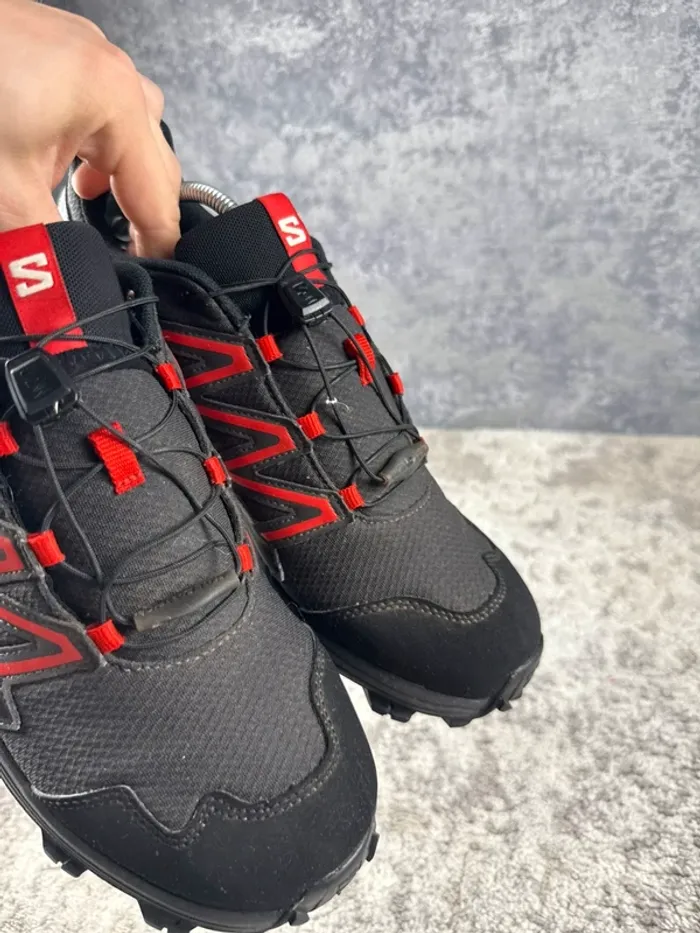 Salomon Wattara Trail Shoes - Black & Red - photo numéro 13