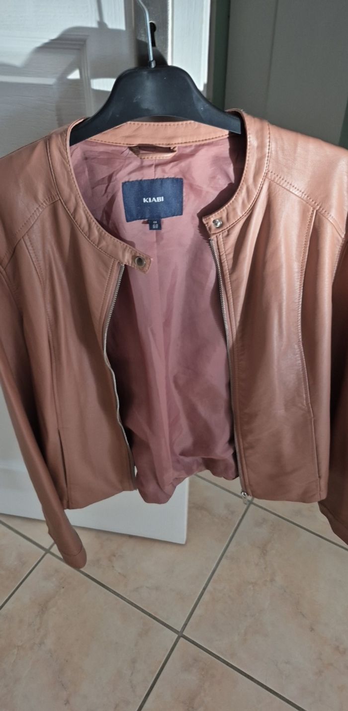 Veste ou blouson simili  kiabi 44 prix 16e - photo numéro 2