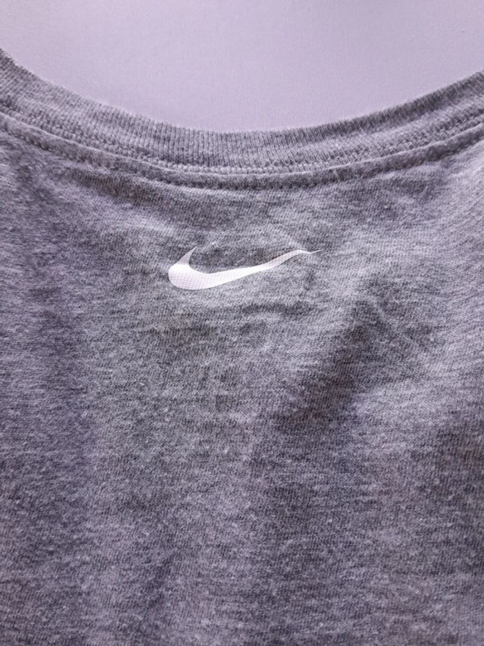 Tee shirt  universitaire Nike the nike tee - photo numéro 5