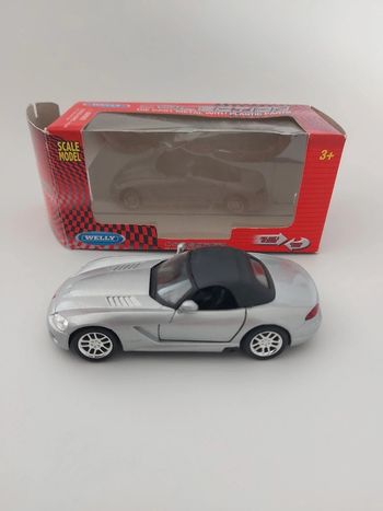 Dodge  viper  - argent