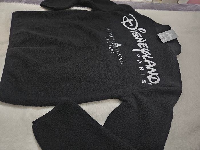 Veste sherpa Polaire logo ©️ Disneyland Paris✨️ taille M + 1 goodies Disney offert - photo numéro 6
