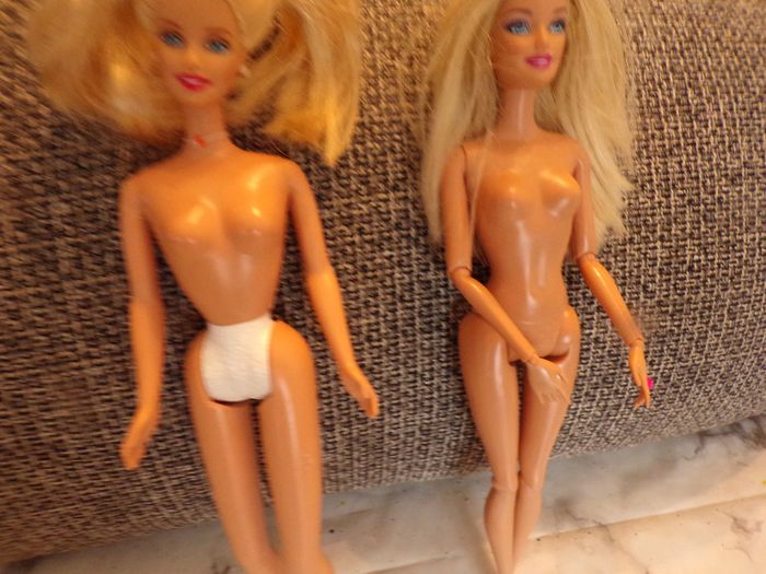 Lot 2 poupée mannequin barbie