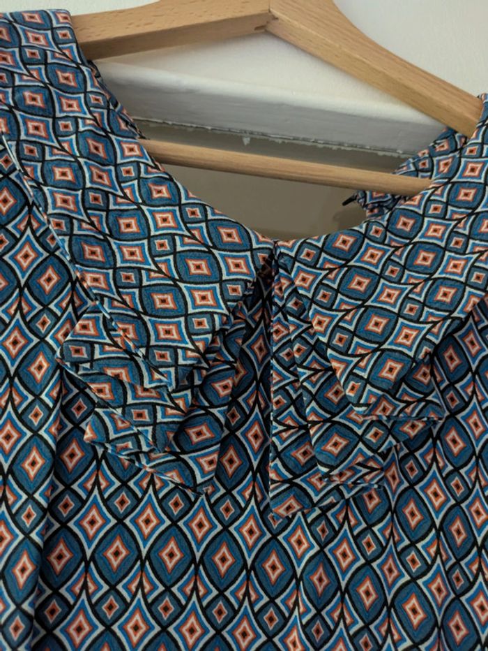 Magnifique haut débardeur motifs géométriques tons bleus taille 48 - photo numéro 2