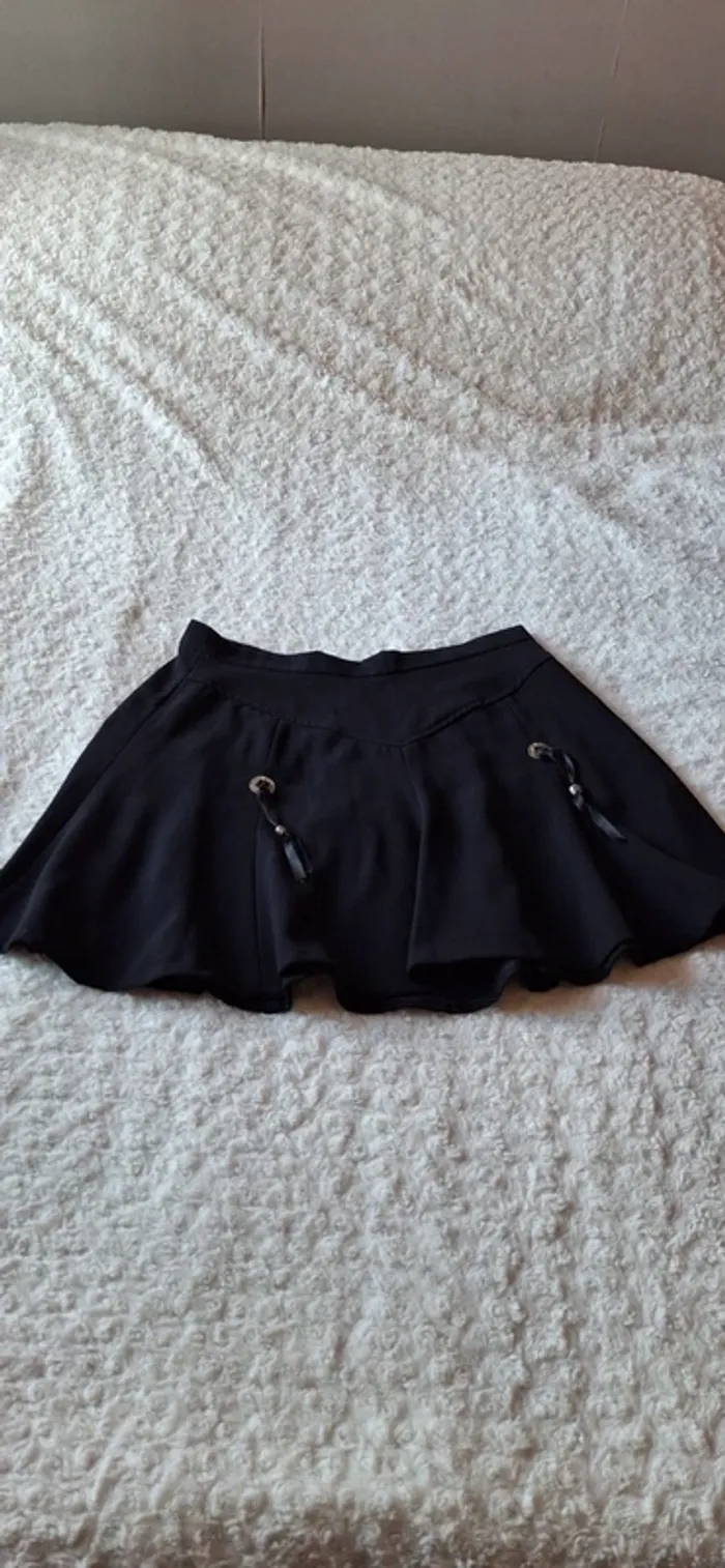 Très belle jupe taille 42