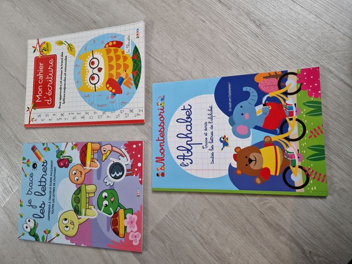 Livre d'écriture et d'activité d'enfant