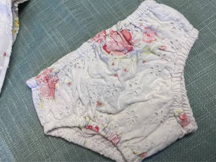 Robe et bloomer taille 12 mois carrément beau - photo numéro 8