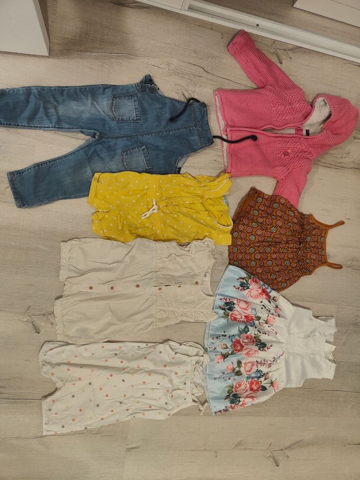 Lot 40 vêtements fille 18-24mois - photo numéro 4