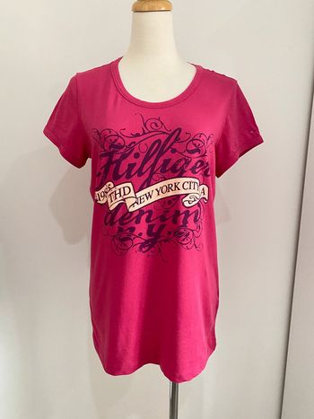 T-shirt rose foncé Tommy Hilfiger