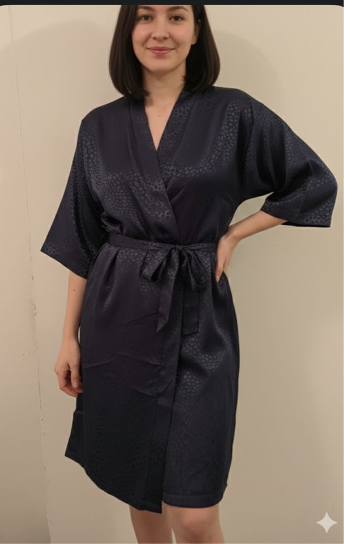 Peignoir satinée neuf L