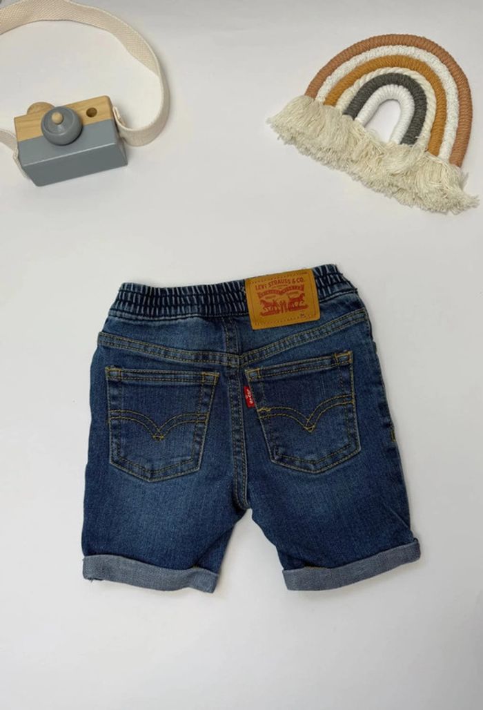 Short en jeans Levi's bébé garçon taille 6 mois comme neuf - photo numéro 3