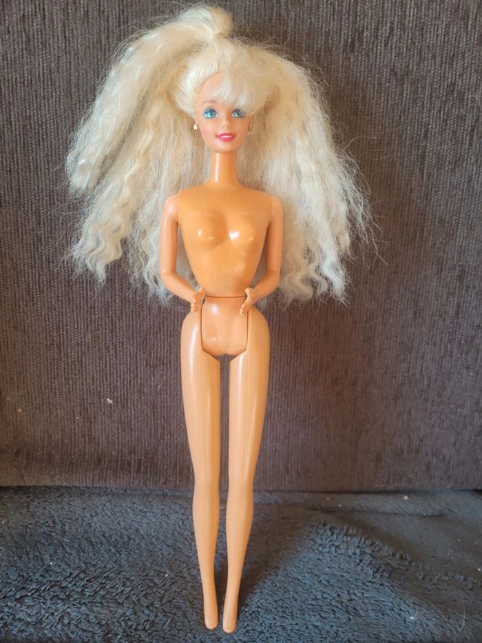 Barbie butterfly en excellent état - photo numéro 3