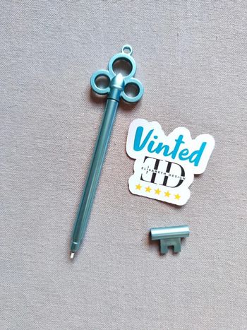 Stylo gel en forme de clé