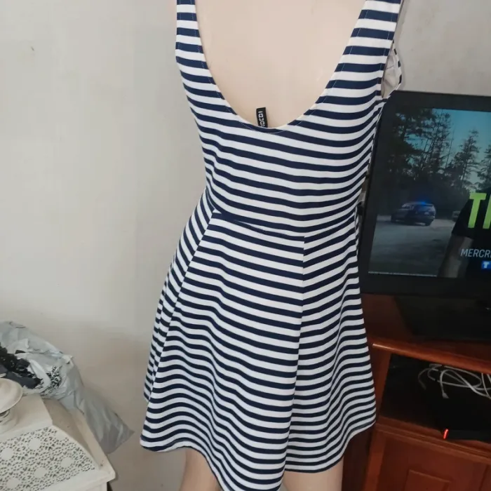 Robe fluide marin taille 42/xl h & m - photo numéro 3