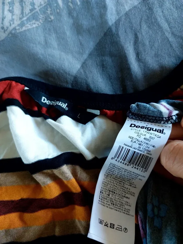 Haut Desigual - photo numéro 6