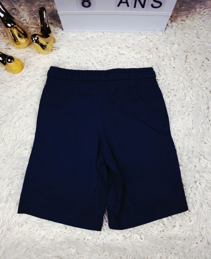 Short bleu marine uni Neuf jamais porté Garçon taille 8 ans marque C&A 🎸 - photo numéro 5