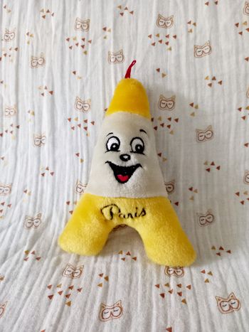 Peluche Tour Eifel jaune Flco Paris