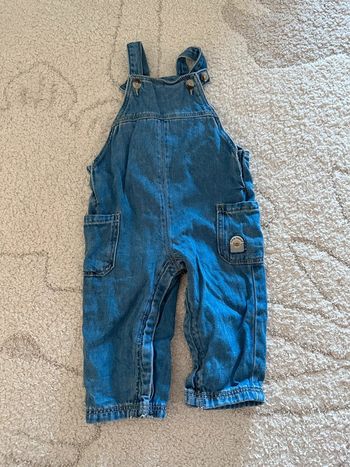 Salopette taille 18mois tape à l’œil