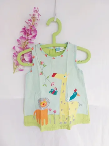 Très belle robe 6 mois