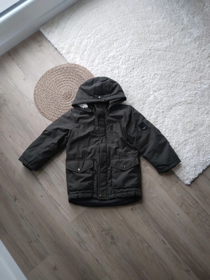 🍁A 7€ uniquement ce week-end 🍁 🌸Manteau kaki a fourrure 6ans🌸