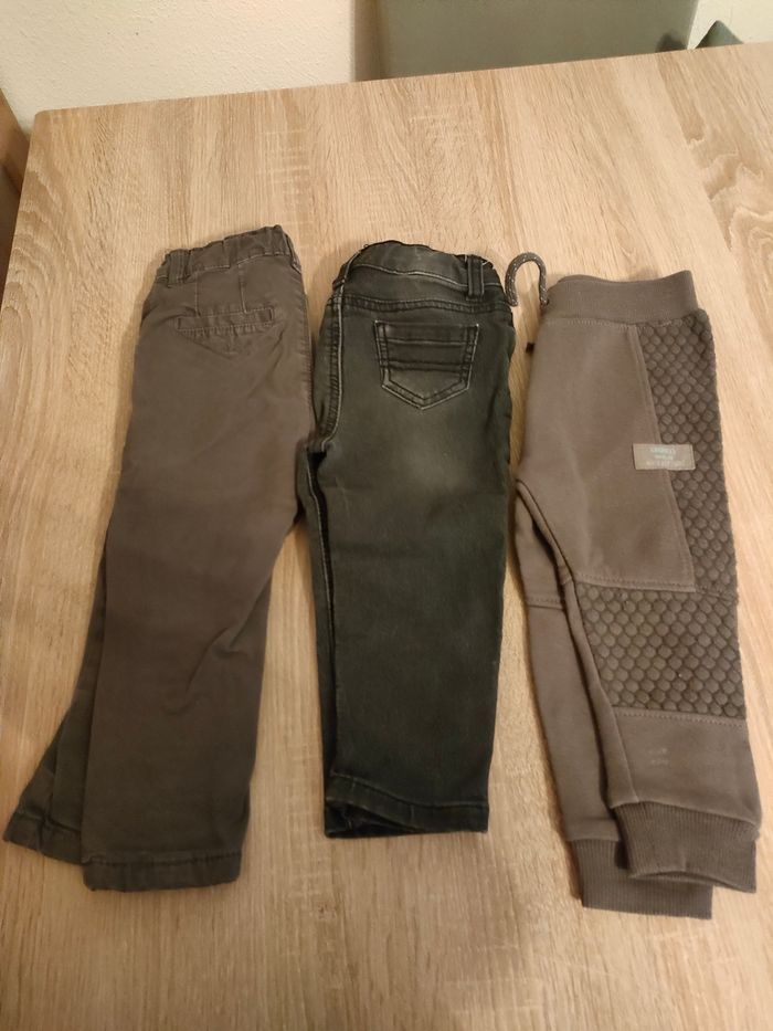 Lot de pantalons