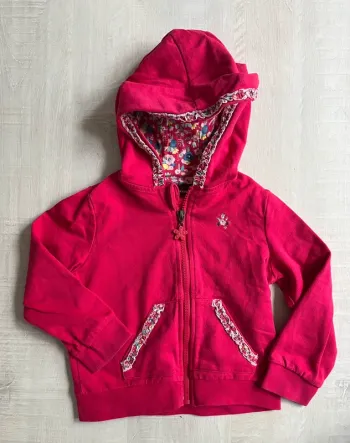 Gilet à capuche