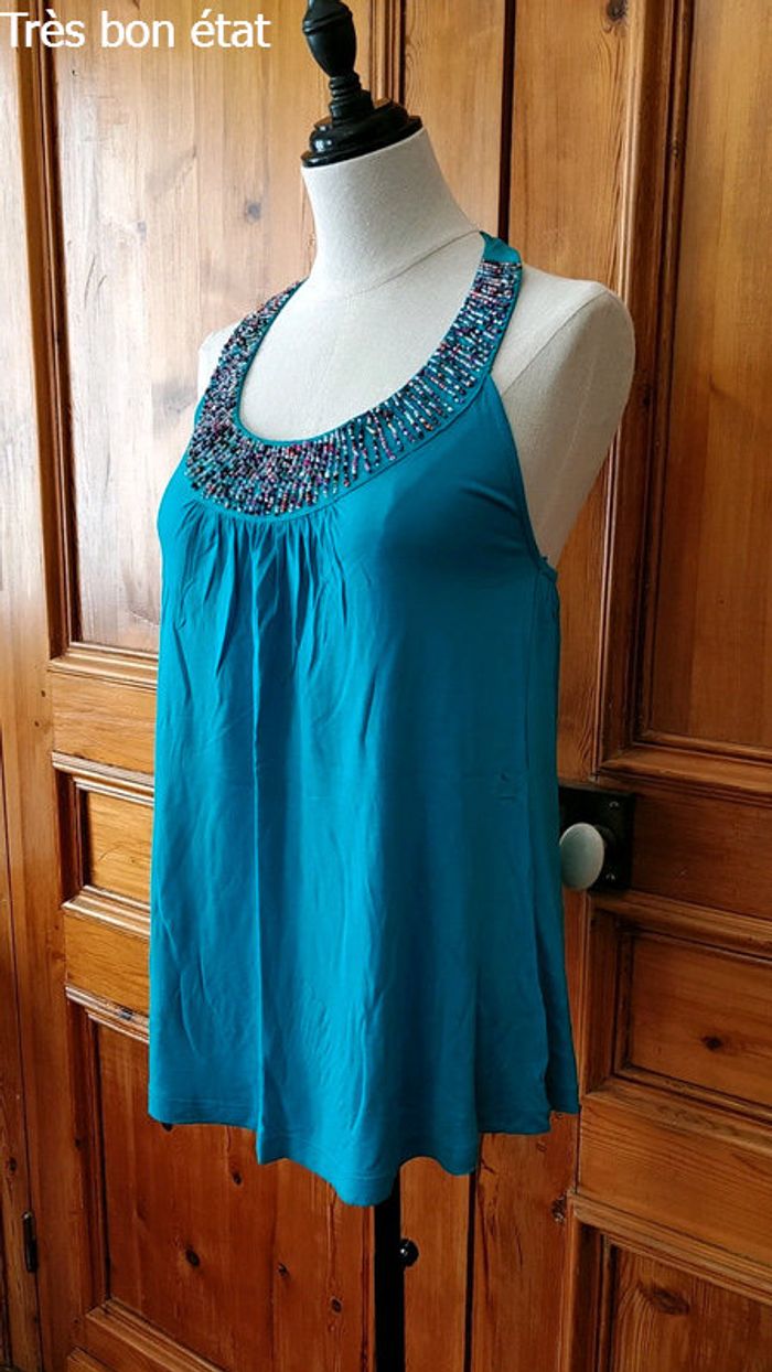 Dos nu perles - photo numéro 2