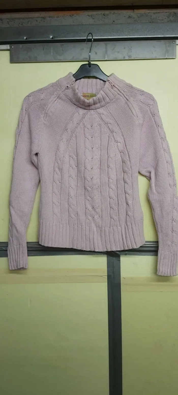 Pull Defi Mod Woman