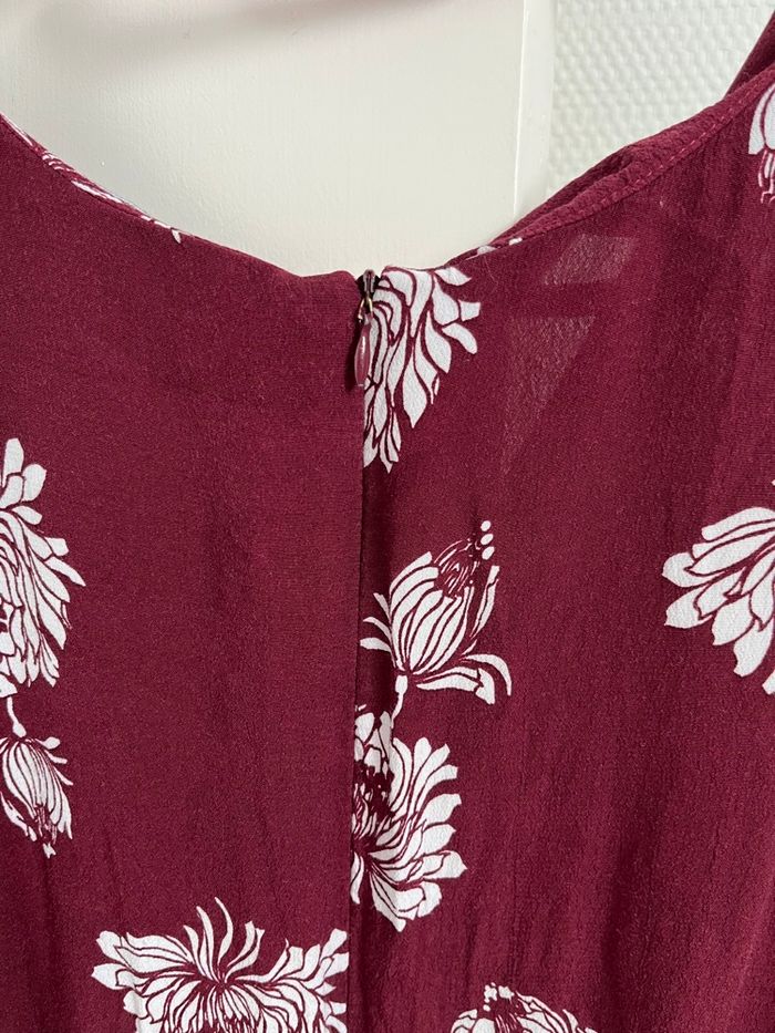 Robe bordeaux fleuri - photo numéro 5