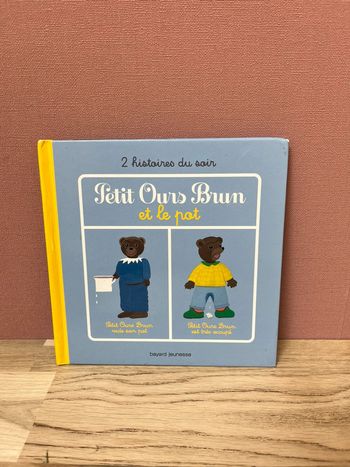 Livre petit ours brun 1