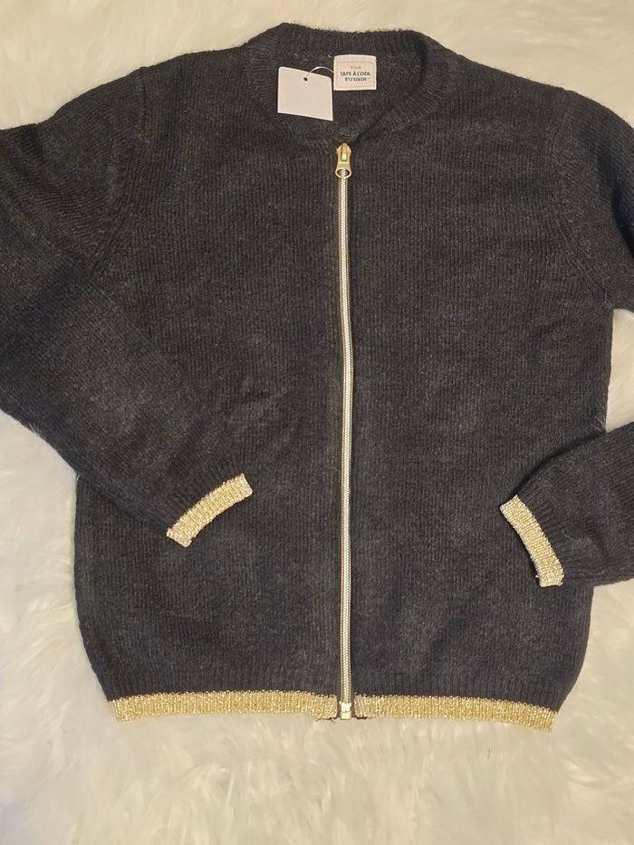 Neufs (non portés ) 🤩😍🩷👌 superbe ensemble gilet zippé et sous pull 8 ans fille ⚘️⚘️ - photo numéro 3