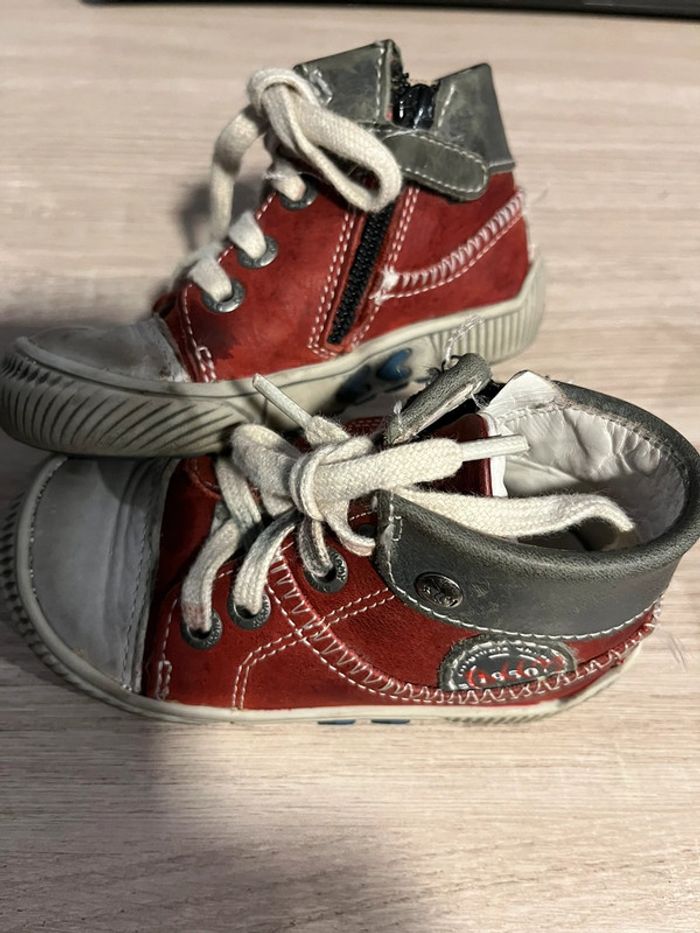 Chaussures Taille 23 - photo numéro 2
