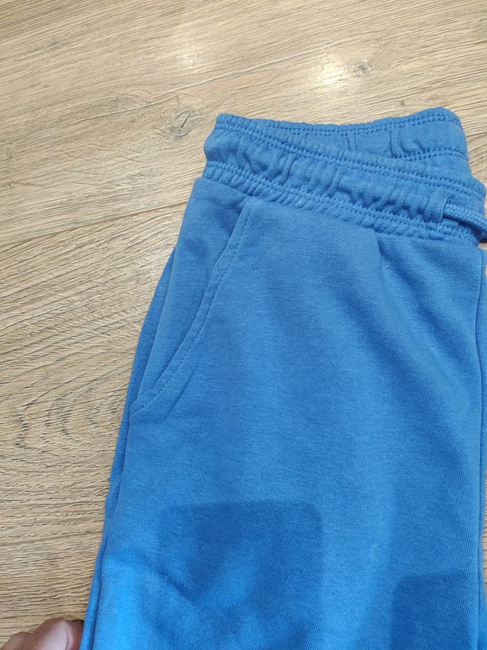 Lot de 2 pantalons jogging bleu et noir Kiabi Taille XS - photo numéro 4
